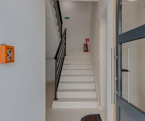 Deluxe With Private Garden, Apartman Trogir