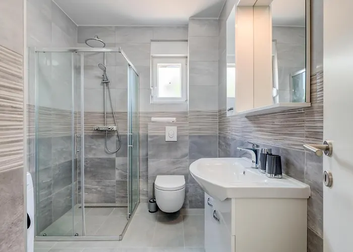 Deluxe With Private Garden, * Trogir